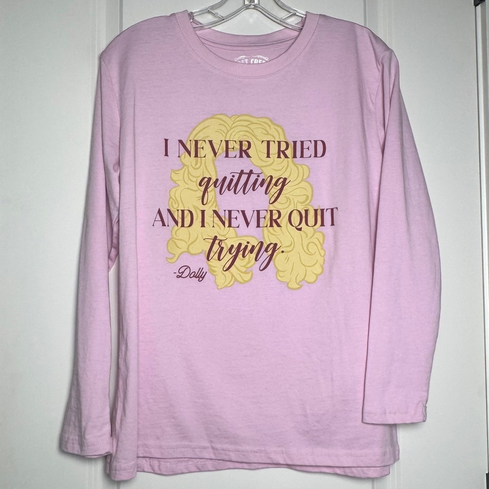 Dolly Parton Lost Creek Outfitters Pink Graphic Long Sleeve Tee Shirt Medium